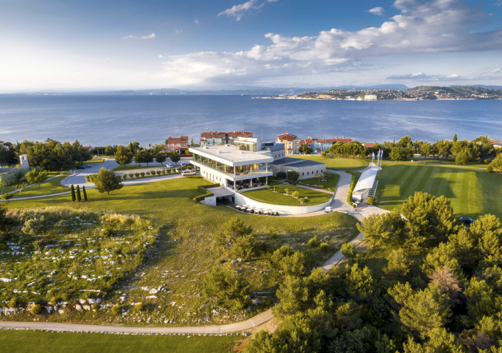 Kempinski Hotel Adriatic golf adriatic clubhouse WEB - Golfreizen - Golfbestemmingen - I Love Golf
