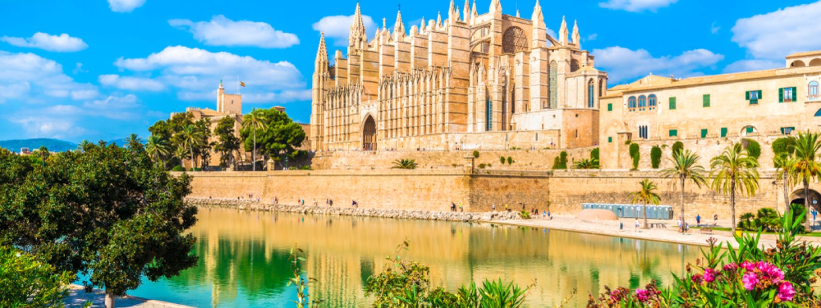 The,Gothic,Cathedral,La,Seu,At,Palma,De,Mallorca,Islands,
